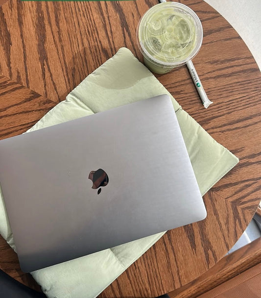 The “Everything-Fits” Laptop Sleeve